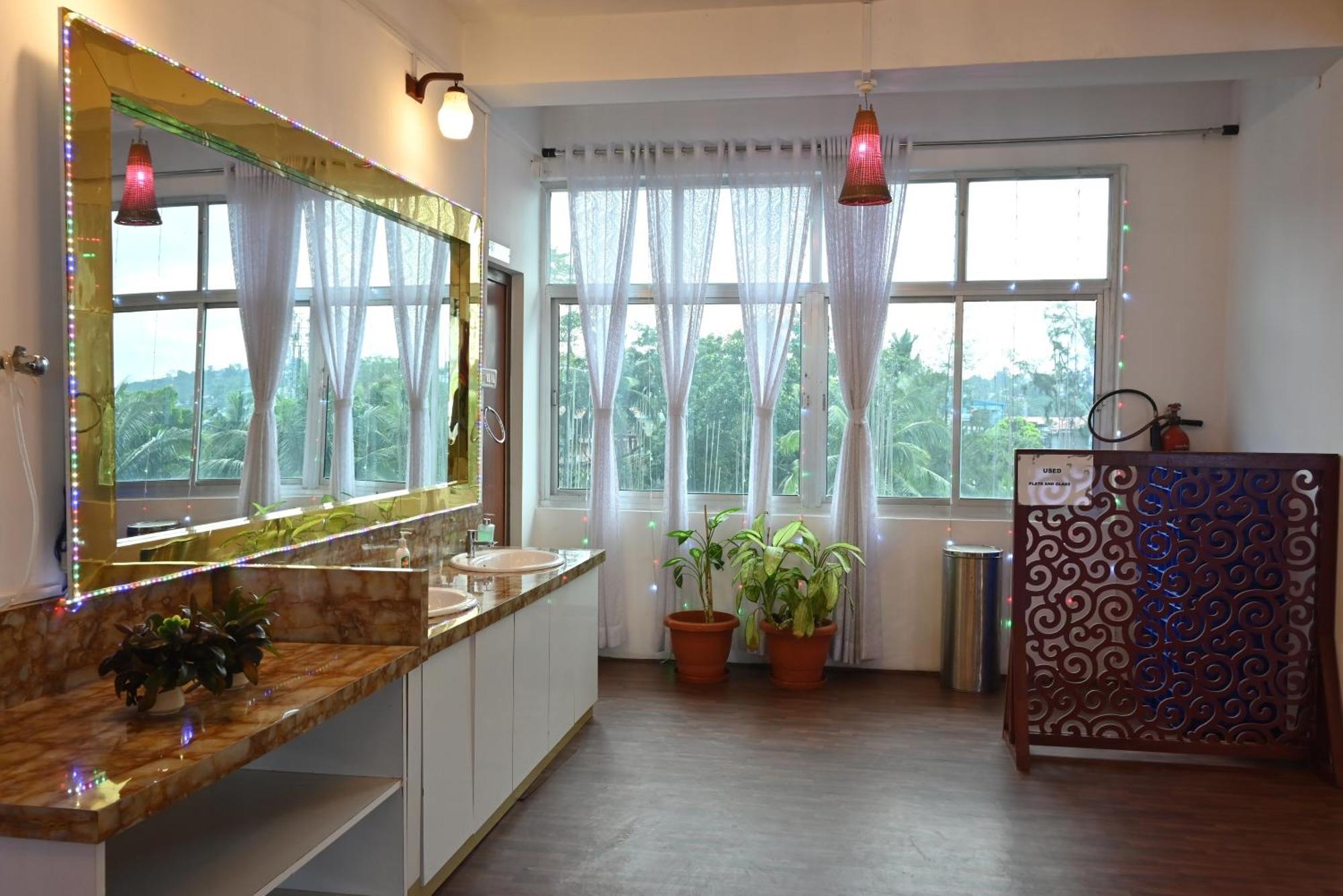 Andaman Galley Boutique Hotel Port Blair Exterior photo